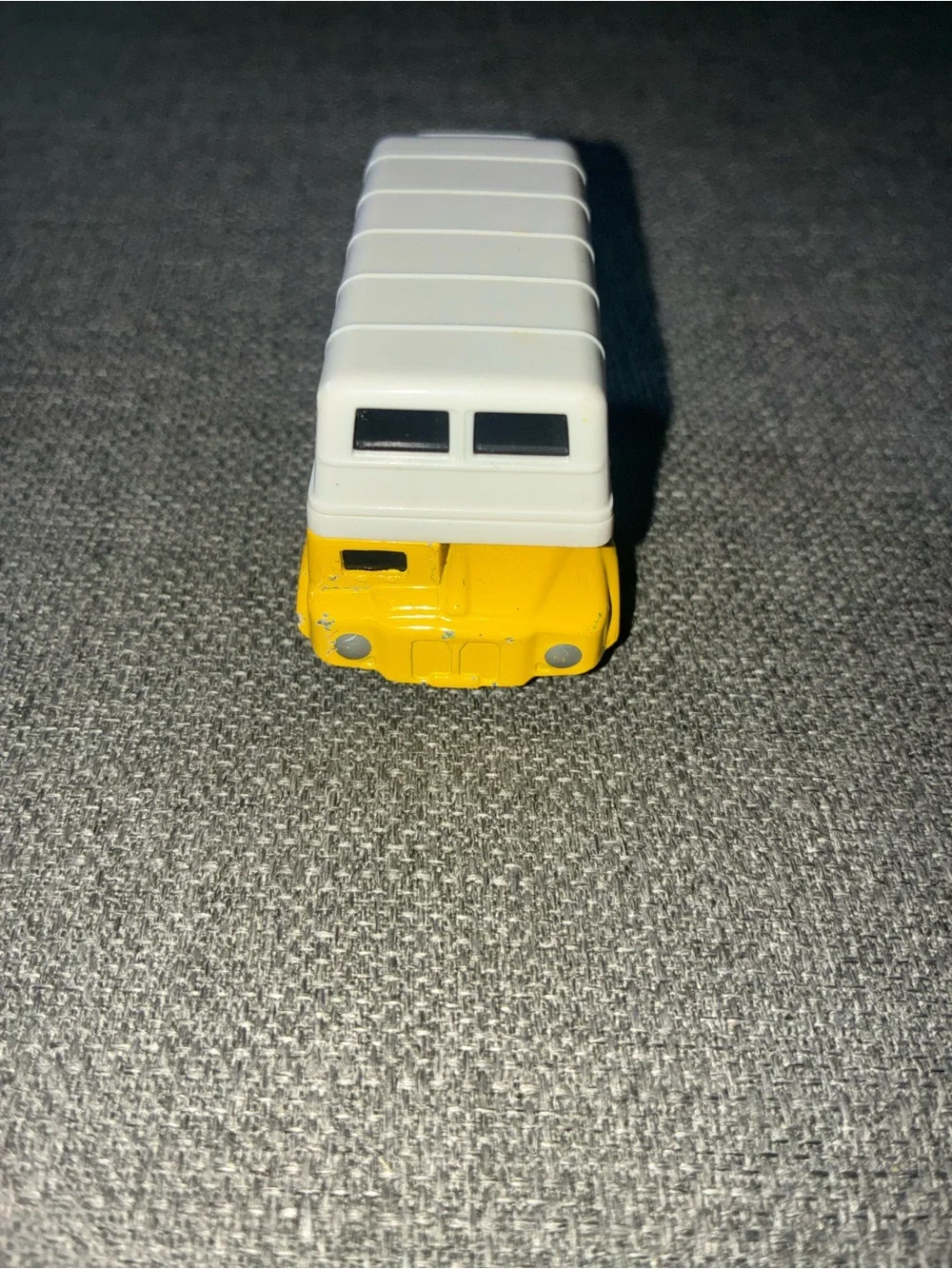 Yellow and White Double-Decker Metal Die-Cast Vintage Bus - Kids Toy
